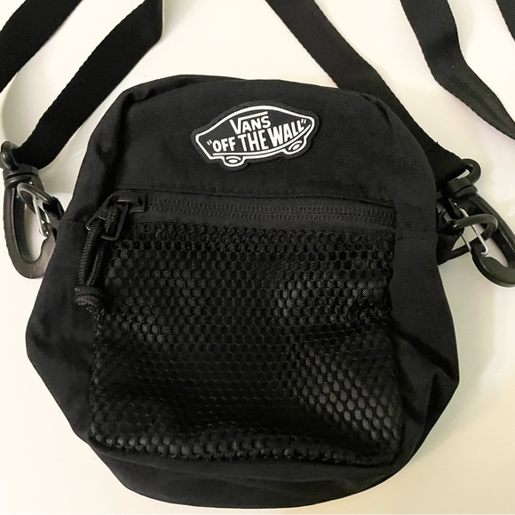 Vans Off The Wall Black Crossbody Bag Adjustable Strap - Picture 2 of 16